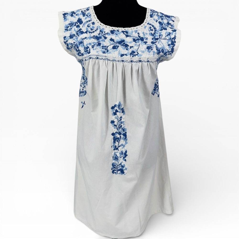 Mi Golondrina Mexico Embroidered Dress Small White Blue Floral Mini Boho Smock